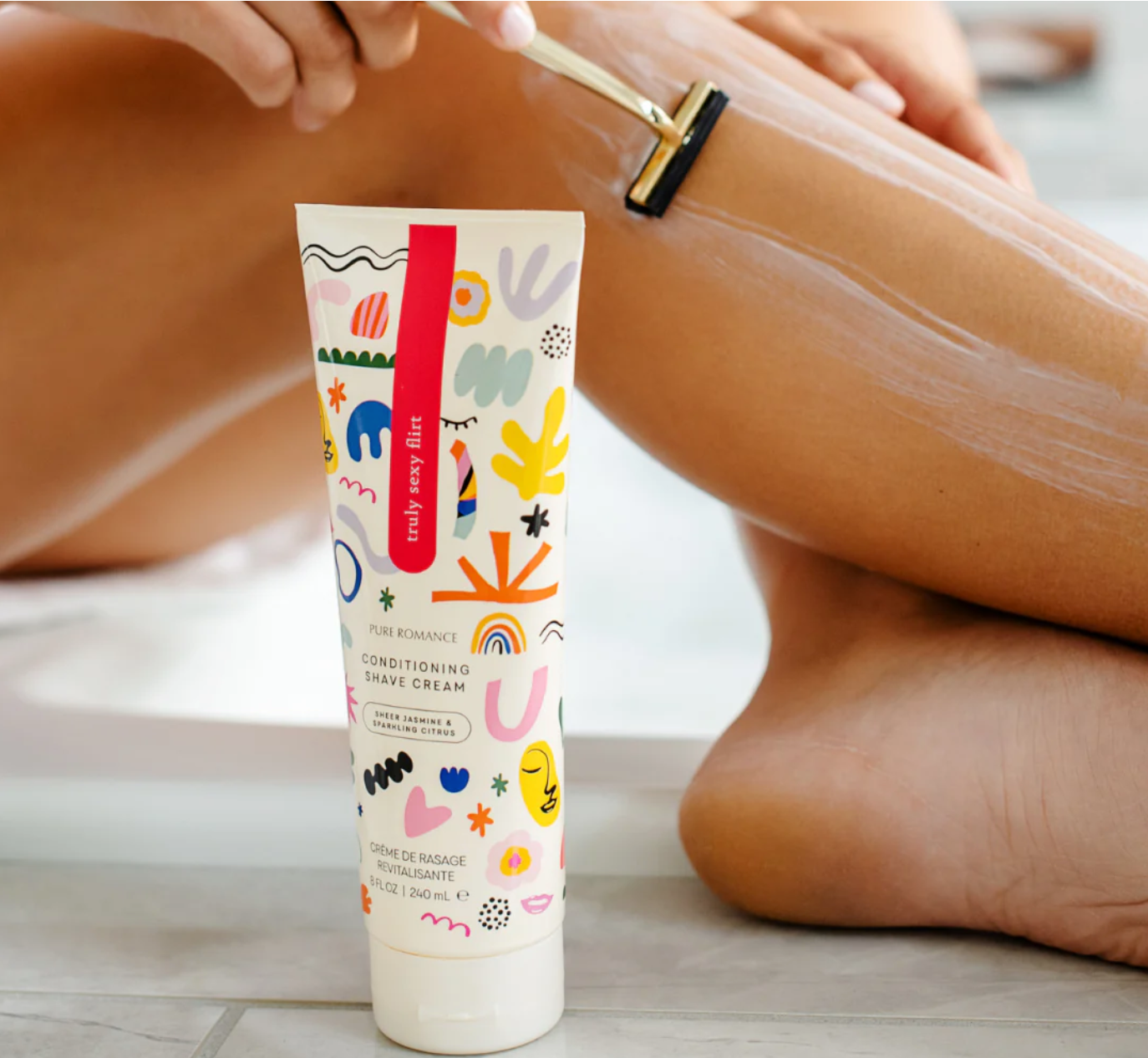 Vuluxe AKA Coochy Shave Cream